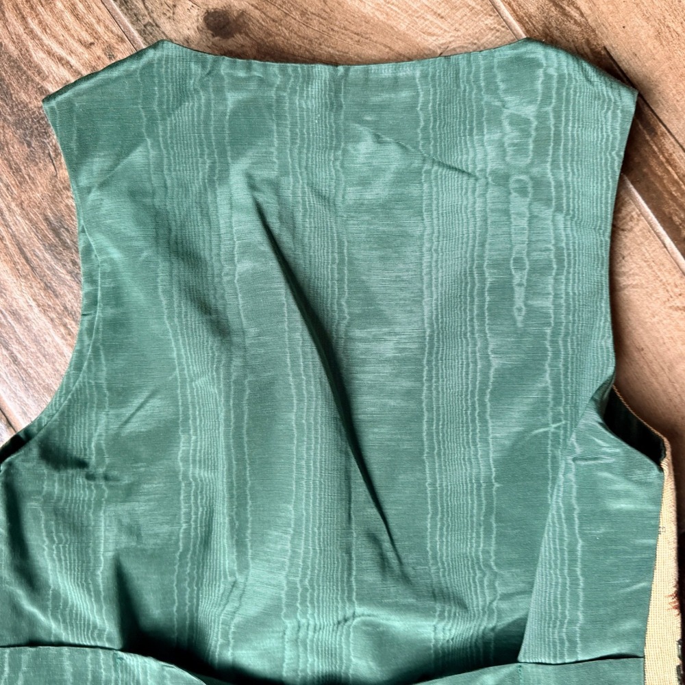 Ubetcha Mens Vintage Western Cactus Skull Button Tapestry Vest, Green, S - Picture 6 of 11
